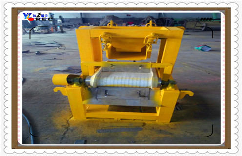 磁選機(jī)，干式強(qiáng)磁磁選機(jī)，褐鐵礦干式強(qiáng)磁磁選機(jī)