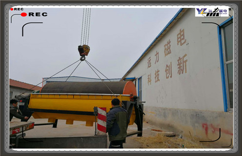 強(qiáng)磁場(chǎng)磁選機(jī)，強(qiáng)磁場(chǎng)磁選機(jī)與弱磁場(chǎng)磁選機(jī)結(jié)構(gòu)有什么不同？?jī)r(jià)格_工作原理結(jié)構(gòu)_強(qiáng)磁場(chǎng)磁選機(jī)與弱磁場(chǎng)磁選機(jī)結(jié)構(gòu)有什么不同？說明書 