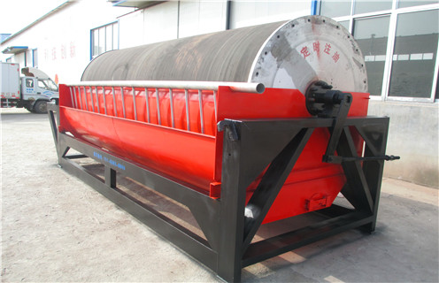 永磁磁選機，創(chuàng)新永磁磁選機是企業(yè)發(fā)展的永恒動力!能用多長時間結構圖_遠力為您講述永磁筒磁選機刮泡時應注意的問題！磁場分布圖 