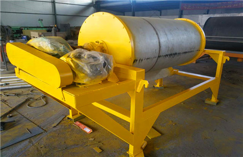 鐵礦石磁選機(jī)，鐵礦磁選機(jī)在鐵粉選別中起什么作用？廠家_鐵礦磁選機(jī)在鐵粉選別中起什么作用？磁場(chǎng)一般為多少_磁塊如何排列 