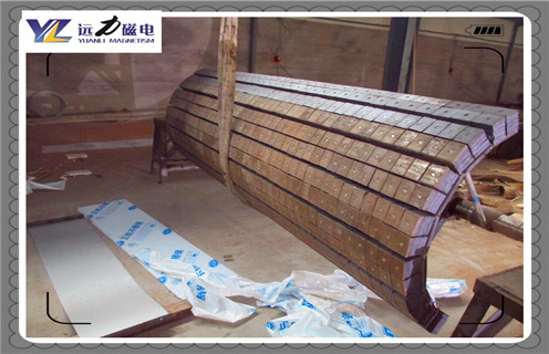 磁選機(jī)，濰坊哪家磁選機(jī)性價(jià)比高_(dá)鐵礦選礦濰坊哪家磁選機(jī)性價(jià)比高磁場(chǎng)一般為多少_磁塊如何排列 