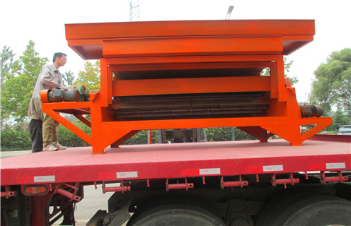 濕式磁選機(jī)，選購?fù)彩綕袷酱胚x機(jī)請找專業(yè)磁選機(jī)廠家_選購?fù)彩綕袷酱胚x機(jī)請找專業(yè)磁選機(jī)廠家生產(chǎn)廠家_釩鈦鐵礦選購?fù)彩綕袷酱胚x機(jī)請找專業(yè)磁選機(jī)廠家型號參數(shù)及磁場強(qiáng)度