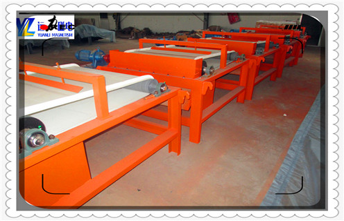 小型磁選機，正規(guī)小型磁選機供應廠家具有什么特點_正規(guī)小型磁選機供應廠家具有什么特點磁場一般為多少_磁塊如何排列