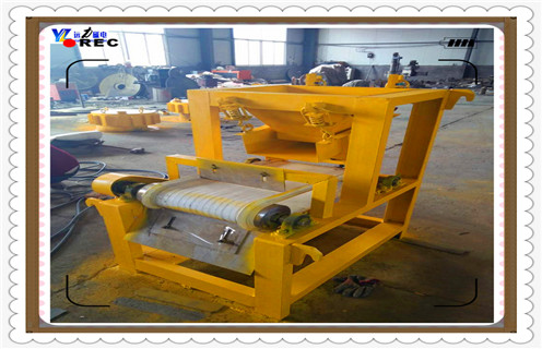 小型磁選機，正規(guī)小型磁選機供應廠家具有什么特點_正規(guī)小型磁選機供應廠家具有什么特點磁場一般為多少_磁塊如何排列