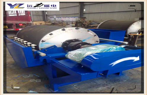 小型磁選機(jī)，小型磁選機(jī)型號(hào)可以根據(jù)客戶需求定制輥式小型磁選機(jī)追求高效率生產(chǎn)磁場(chǎng)一般為多少_磁塊如何排列