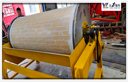 河砂磁選機(jī)，環(huán)保高效的河砂磁選機(jī)多少錢，一小時可產(chǎn)300噸_小型河沙磁選機(jī)_環(huán)保高效的河砂磁選機(jī)多少錢，一小時可產(chǎn)300噸價格