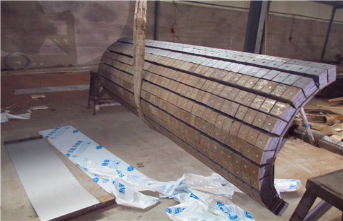 鉀長石磁選機(jī)，鉀長石磁選機(jī)磁塊充磁有哪幾種常用方法，鉀長石磁選機(jī)磁塊充磁有哪幾種常用方法磁場一般為多少_磁塊如何排列