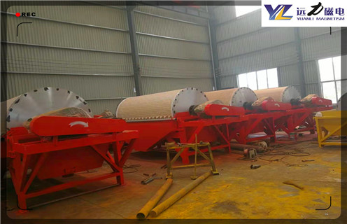 鐵礦干選磁選機(jī)，河北鐵礦干選永磁磁選機(jī)_河北鐵礦干選永磁磁選機(jī)工作視頻十大品牌教你如何選擇設(shè)備